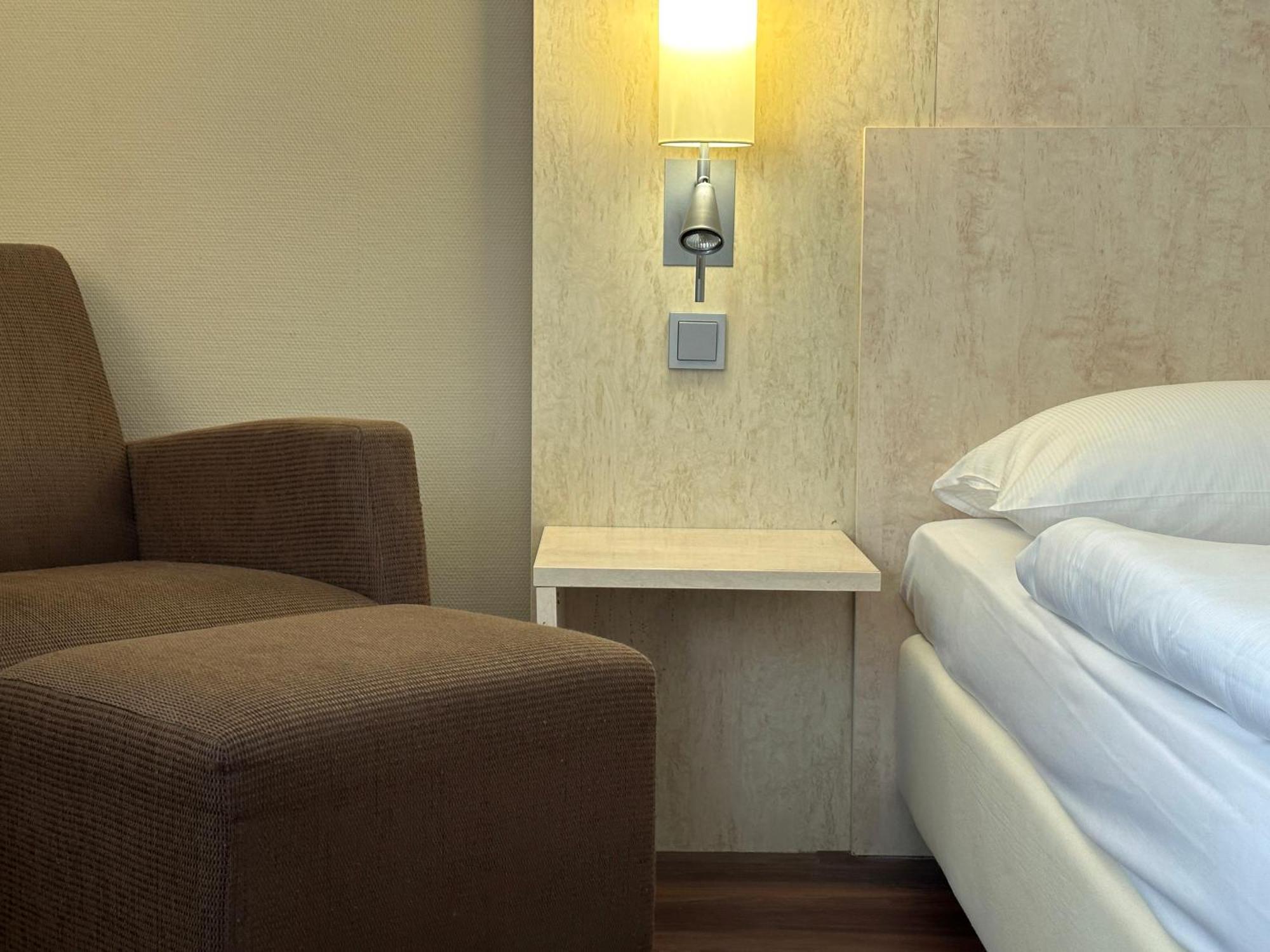 Mercure Hotel Duesseldorf Sued Экстерьер фото